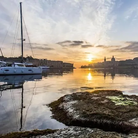 Apartmán Designer Seaside 2br With Wifi And Ac & Comfy Beds By 360 Estates