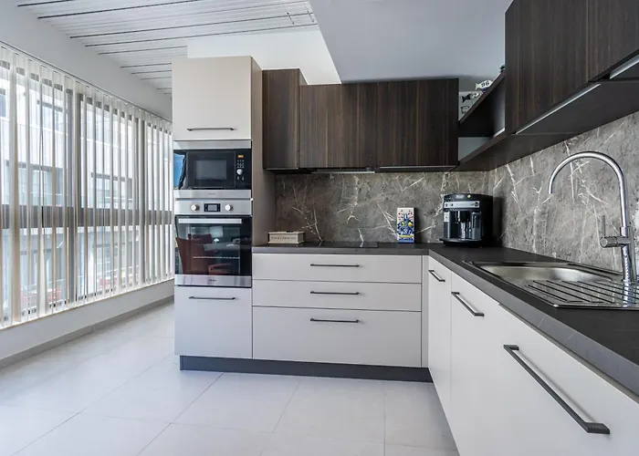 Designer Seaside 2br With Wifi And Ac & Comfy Beds By 360 Estates *