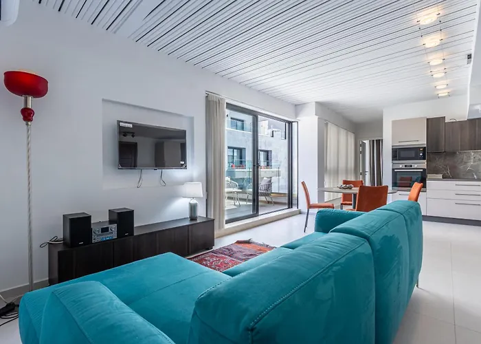 Designer Seaside 2br With Wifi And Ac & Comfy Beds By 360 Estates